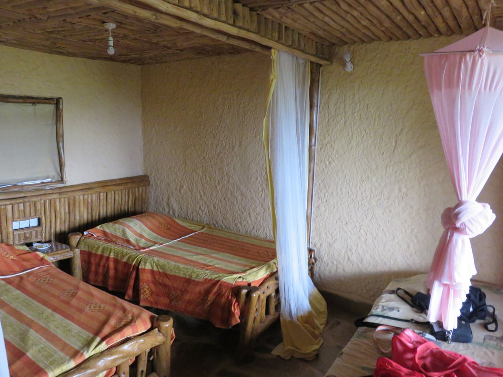 rhino-valley-lodge